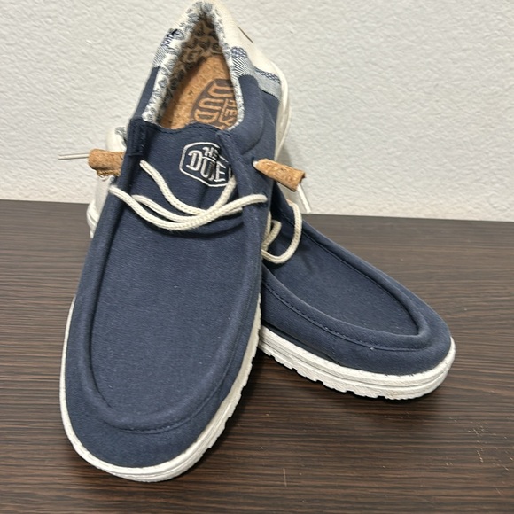 Hay dudes - Picture 2 of 2